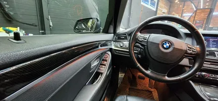 [창원] BMW F10 5시리즈 세라믹카본 실내랩핑으로 분위기를 바꿔보자!