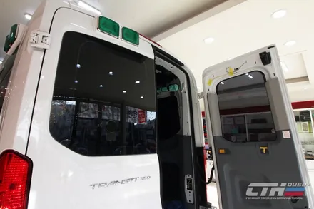 창원루마썬팅 포드 트랜짓(FORD T-350) 루마아티젠 시공