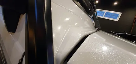 창원 벤츠 지바겐 63AMG 다이아몬드 화이트 전체랩핑을 입히다!