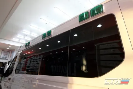 창원루마썬팅 포드 트랜짓(FORD T-350) 루마아티젠 시공