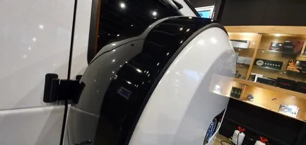창원 벤츠 지바겐 63AMG 다이아몬드 화이트 전체랩핑을 입히다!