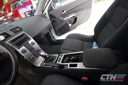 볼보C30(VOLVOC30) 실내랩핑(wrapping) 카본랩핑으로 차량의 실내분위기를 체인지~!