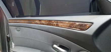 E60 BMW  5시리즈 실내 리얼카본랩핑을 입히다!