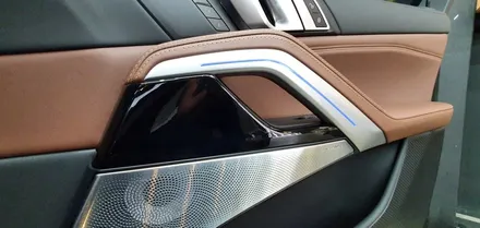BMW X6 실내 세라믹카본랩핑으로 한층 업그레이드해보자 !