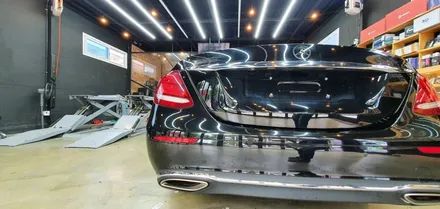창원 벤츠E클래스 전체랩핑  슈프림레드컬러로 색상을 바꿔보자!