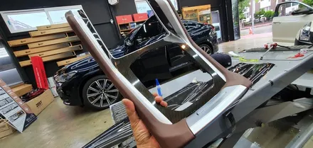 BMW X6 실내 세라믹카본랩핑으로 한층 업그레이드해보자 !