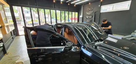 G30 BMW 5시리즈 윈도우 크롬몰딩 얼룩 유광블랙 랩핑으로 해결!