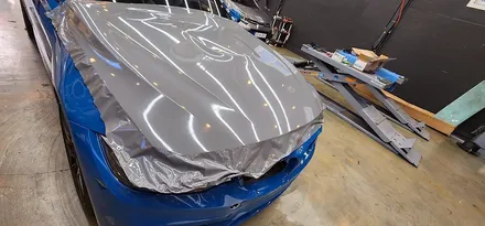 창원 BMW M4 전체랩핑 에이버리 락그레이 스타일 시공!