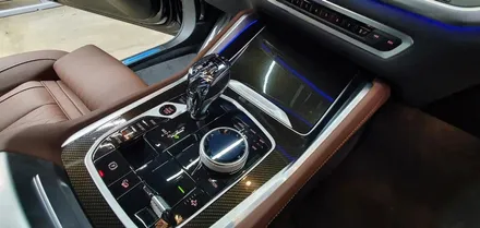 BMW X6 실내 세라믹카본랩핑으로 한층 업그레이드해보자 !