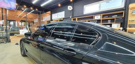 G30 BMW 5시리즈 윈도우 크롬몰딩 얼룩 유광블랙 랩핑으로 해결!