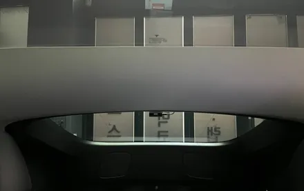 [테슬라 모델Y 하남 썬팅] 티나인R70 차콜색상의 고급스러운 느낌 최고! / 하남시 망월동