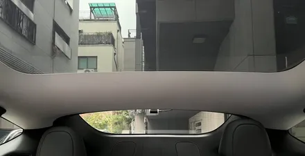 모델Y RWD 추천 시공=티나인R70 썬팅 + 뷰게라 패달 블랙박스 / 하남시 망월동
