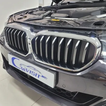 실내 카본 랩핑 실외 크롬 죽이기로 고급스럽고 스포티 해진 BMW 530e / 하남 감일동