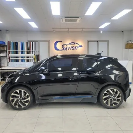 BMW i3 피아노 화이트 고광택 랩핑 세련된 이미지로 변신 / 하남 감일동