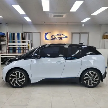 BMW i3 피아노 화이트 고광택 랩핑 세련된 이미지로 변신 / 하남 감일동
