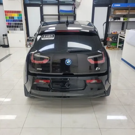 BMW i3 피아노 화이트 고광택 랩핑 세련된 이미지로 변신 / 하남 감일동