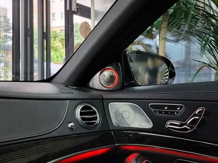 벤츠 S350d 고급스러운 크롬 재질의 4d 부메스터 장착 [S클래스, 전동트위터, 스피커튜닝] / 수원 영통구