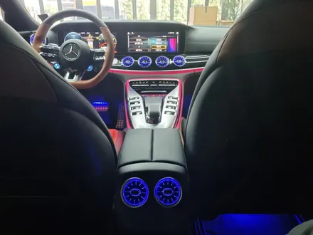 벤츠 GT43amg 크로스 스포크 휠 교체 / 터빈 송풍구 엠비언트 [순정 옵션, 카비우스] / 수원 영통구