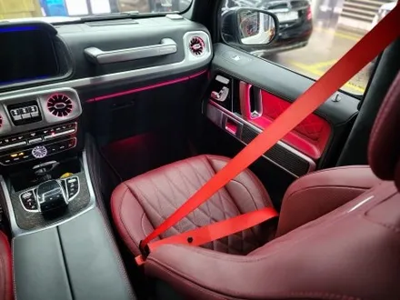 벤츠 G63 AMG 컬러 안전벨트 교체, 송풍구 앰비언트 라이트 시공 (지바겐 실내 분위기 바꾸기, 무드 등, 포인트 주기) / 수원 영통구