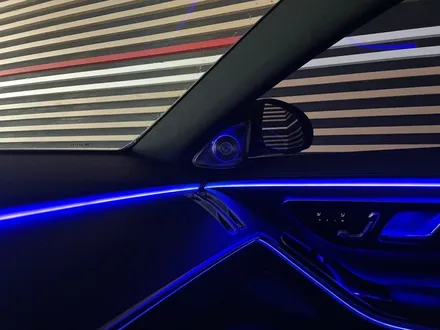 벤츠 S450 액티브 엠비언트 및 4D 부메스터로 S클래스 실내 꾸미기 / 수원 영통구