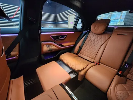 벤츠 S500(W223) 쇼퍼 패키지 (리클라이닝, 회장님 침대시트) & 컴포트 헤드레스트 / 수원 영통구