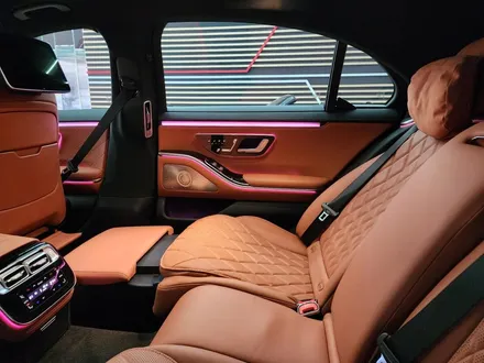 벤츠 S500(W223) 쇼퍼 패키지 (리클라이닝, 회장님 침대시트) & 컴포트 헤드레스트 / 수원 영통구