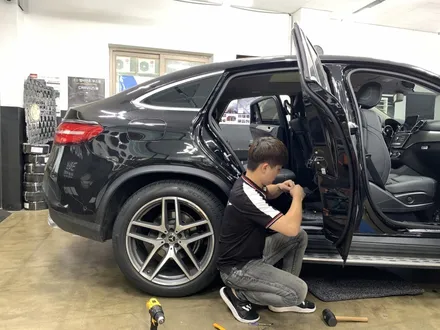 벤츠GLE 350D 4Matic 쿠페 순정 엠비언트 라이트/ 벤츠 엠비언트 무드등 / 수원 영통구