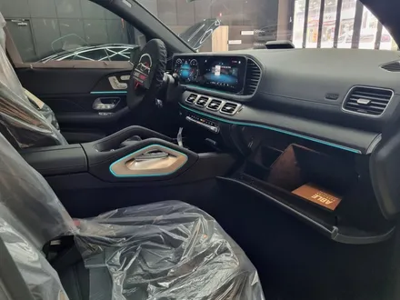 벤츠 GLS400d 에어발란스 패키지, 부메스터 커버 엠비언트 추가 / 수원 영통구