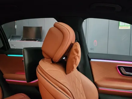 벤츠 S500(W223) 쇼퍼 패키지 (리클라이닝, 회장님 침대시트) & 컴포트 헤드레스트 / 수원 영통구