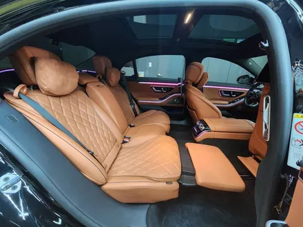 벤츠 S500(W223) 쇼퍼 패키지 (리클라이닝, 회장님 침대시트) & 컴포트 헤드레스트 / 수원 영통구