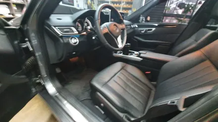 W212 엠비언트 라이트 벤츠 E220d 순정 12컬러 업그레이드 / 수원 영통구