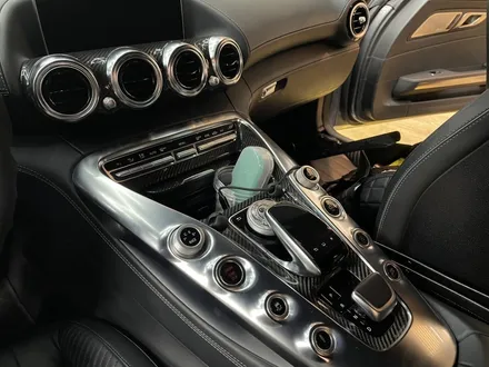벤츠 AMG GTS 터빈송풍구 엠비언트 라이트 및 레드 컬러 안전벨트 교체 / 수원 영통구