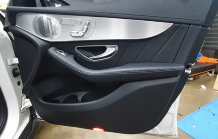 벤츠 엠비언트라이트, 악세사리가 필요없는 벤츠 GLC250d 무드등 튜닝! 천안/대전 / 수원 영통구