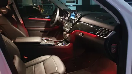벤츠 엠비언트 라이트 GLE250d 무드등 튜닝 전문 서울/부천/인천/수원 / 수원 영통구