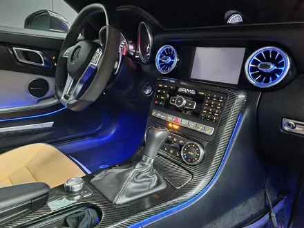벤츠 SLK55amg 터빈 송풍구 재시공 및 엠비언트 라이트 추가 / 수원 영통구
