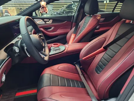 벤츠 CLS300d(C257) 순정 어라운드 뷰 장착, 컬러 안전벨트 교체 / 수원 영통구