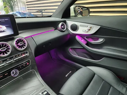 벤츠 C클래스 엠비언트 라이트 업그레이드 시공 [C43amg, 차량 무드등] / 수원 영통구