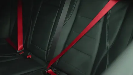 벤츠 SUV GLE350e 빨간색 레드 컬러 안전벨트 교체 시공 / 수원 영통구