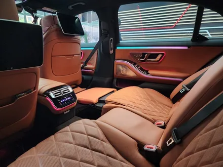 벤츠 S500(W223) 쇼퍼 패키지 (리클라이닝, 회장님 침대시트) & 컴포트 헤드레스트 / 수원 영통구