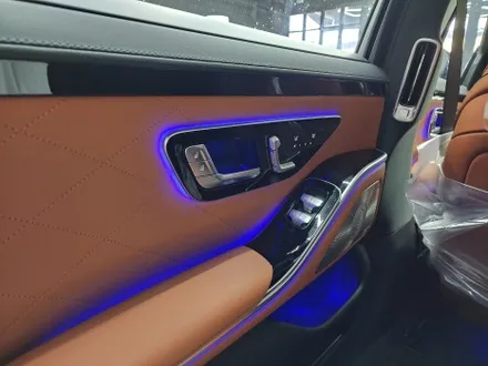 벤츠 S500 순정 액티브 앰비언트 옵션 추가 시공 [S클래스, 벤츠튜닝, 앰비언트] / 수원 영통구