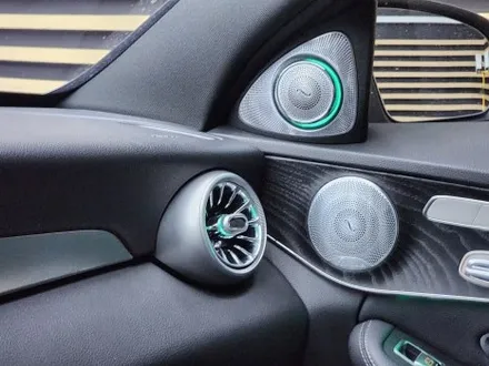 벤츠c클래스 c220d 3D 부메스터 전동 트위터, 미드레인지 커버 교체로 내부 또한 한층 더 벤츠답게 / 수원 영통구