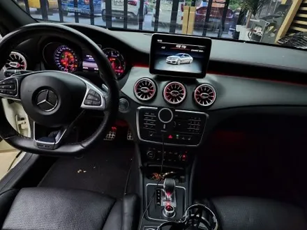 벤츠 CLA45 AMG 송풍구 앰비언트라이트 & 광량업 [송풍구튜닝, 앰비언트라이트, 광량업, 실내무드등] / 수원 영통구