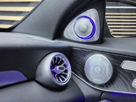 벤츠c클래스 c220d 3D 부메스터 전동 트위터, 미드레인지 커버 교체로 내부 또한 한층 더 벤츠답게 / 수원 영통구