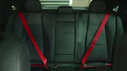 벤츠 SUV GLE350e 빨간색 레드 컬러 안전벨트 교체 시공 / 수원 영통구