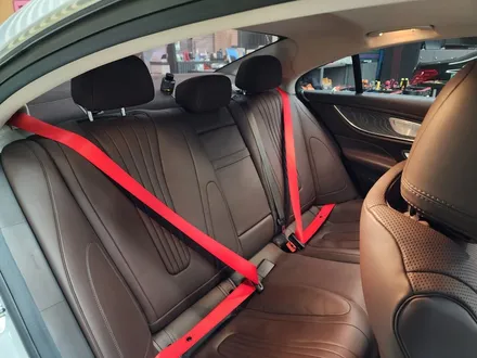 벤츠 CLS450 컬러 안전벨트 시공[레드벨트, 안전벨트교체] -차량내부에 컬러포인트 만들기 / 수원 영통구