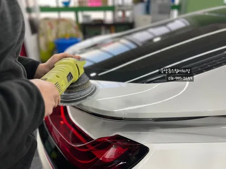 운양동스팀세차 - BMW i8 차량 아파트 석회물 제거 작업 스팀세차로 완벽하게!/ 운양동아파트석회물제거 작업 보험처리 가능합니다. / 경기 김포
