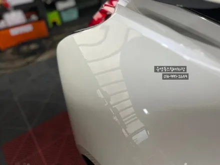 운양동스팀세차 - BMW i8 차량 아파트 석회물 제거 작업 스팀세차로 완벽하게!/ 운양동아파트석회물제거 작업 보험처리 가능합니다. / 경기 김포