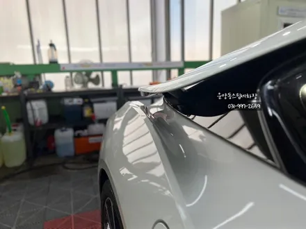 운양동스팀세차 - BMW i8 차량 아파트 석회물 제거 작업 스팀세차로 완벽하게!/ 운양동아파트석회물제거 작업 보험처리 가능합니다. / 경기 김포