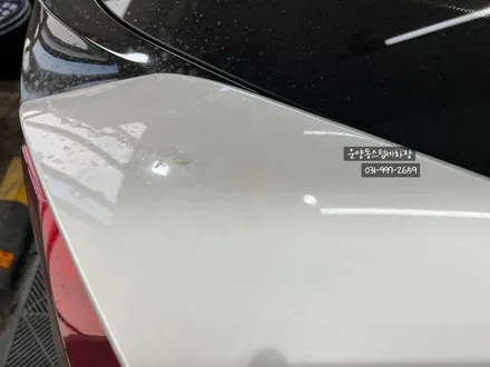 운양동스팀세차 - BMW i8 차량 아파트 석회물 제거 작업 스팀세차로 완벽하게!/ 운양동아파트석회물제거 작업 보험처리 가능합니다. / 경기 김포