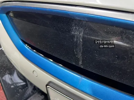 운양동스팀세차 - BMW i8 차량 아파트 석회물 제거 작업 스팀세차로 완벽하게!/ 운양동아파트석회물제거 작업 보험처리 가능합니다. / 경기 김포